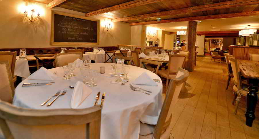 Picture of the traditional Savoyard restaurant Les Cinq Frères in Val d'Isère.