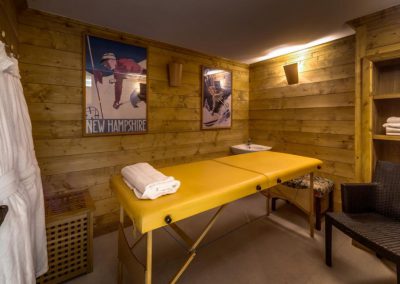Photo of the massage room luxury Catered Chalet Eléphant Blanc with outdoor Jacuzzi for 10 people for rent in Val d'Isère with In-Luxe Chalets France