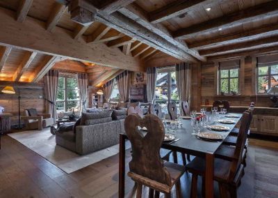 Dining area Luxury ski-in ski-out chalet White Pearl for 10 people to rent in Courchevel 1850 with In-Luxe Chalets France