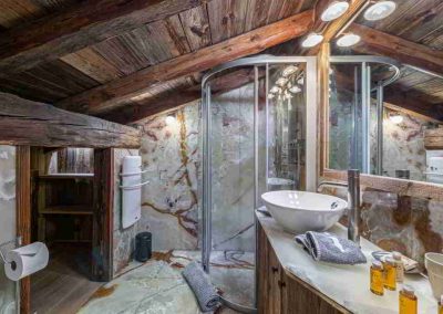A Bathroom at Luxury Chalet Crystal White Megeve for 10 adults and 2 children | Luxury Chalet Rental Megeve with In-Luxe Chalets France