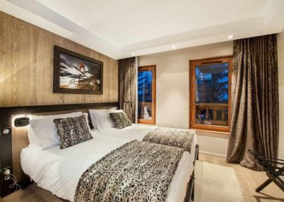 Chalet Rental Courchevel 1650 with In-Luxe Chalets France Chalet Overview in Courchevel 1650 Bedroom