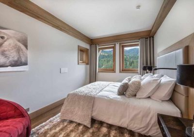 Double Bedroom View Luxury Chalet B Megève for 6 adults and 3 children. Luxury Chalet Rental in Megeve with In-Luxe Chalets France