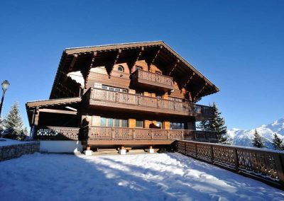 Outdoor View Luxury ski-in ski-out chalet Rosalpina Courchevel 1850 for 10 people, with breakfast Chalet rental with In-Luxe Chalets France